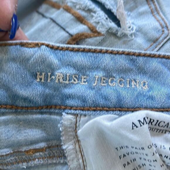 American Eagle high rise jegging two tone distressed size 0 regular - Picture 7 of 11